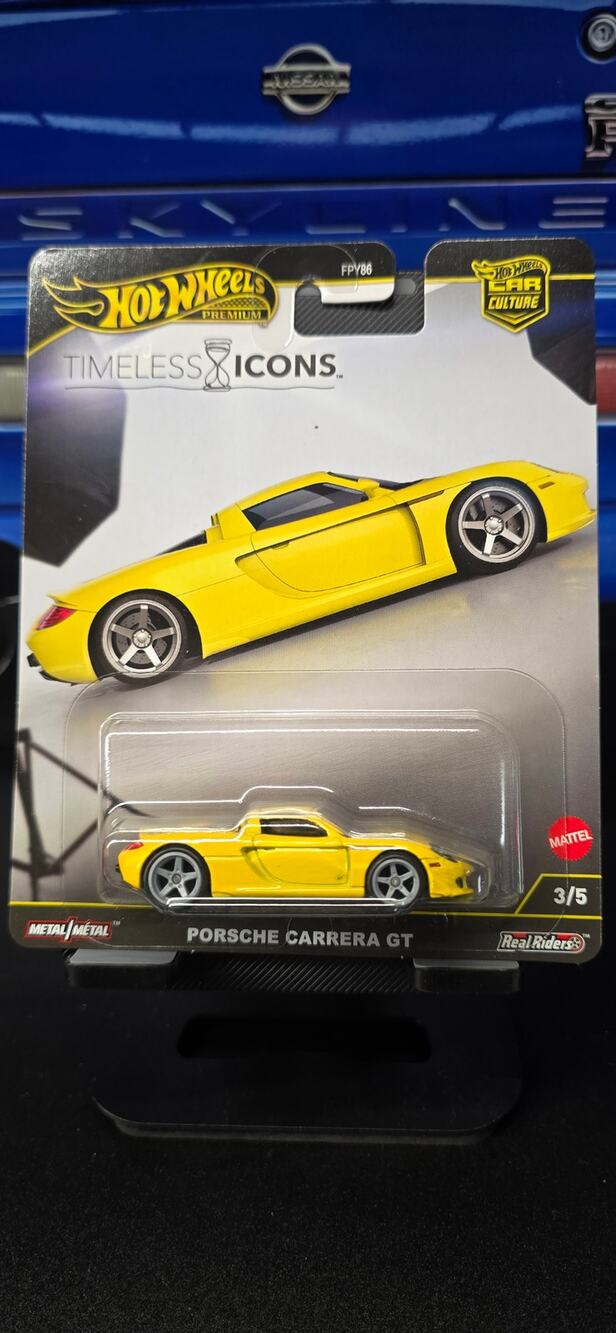 Hot Wheels Premium Timeless Icons Porsche Carrera GT 3/5 NIP 1:64